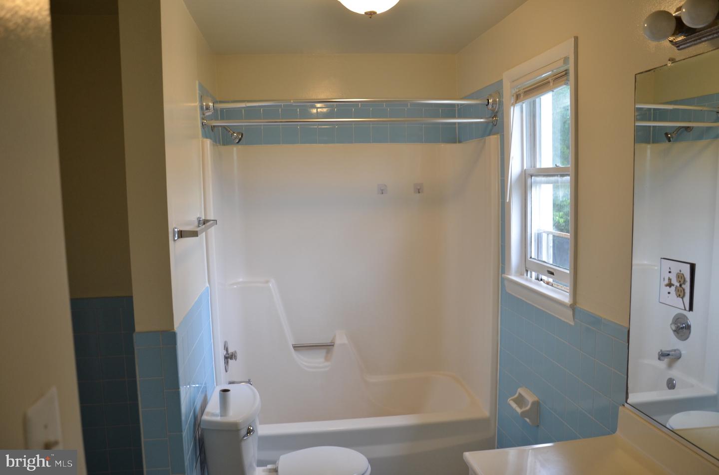 2713 24TH RD S, ARLINGTON, Virginia 22206, 4 Bedrooms Bedrooms, 6 Rooms Rooms,2 BathroomsBathrooms,Residential,For sale,2713 24TH RD S,VAAR2062800 MLS # VAAR2062800 2713 24TH RD S, ARLINGTON, Virginia 22206, 4 Bedrooms Bedrooms, 6 Rooms Rooms,2 BathroomsBathrooms,Residential,For sale,2713 24TH RD S,VAAR2062800 MLS # VAAR2062800