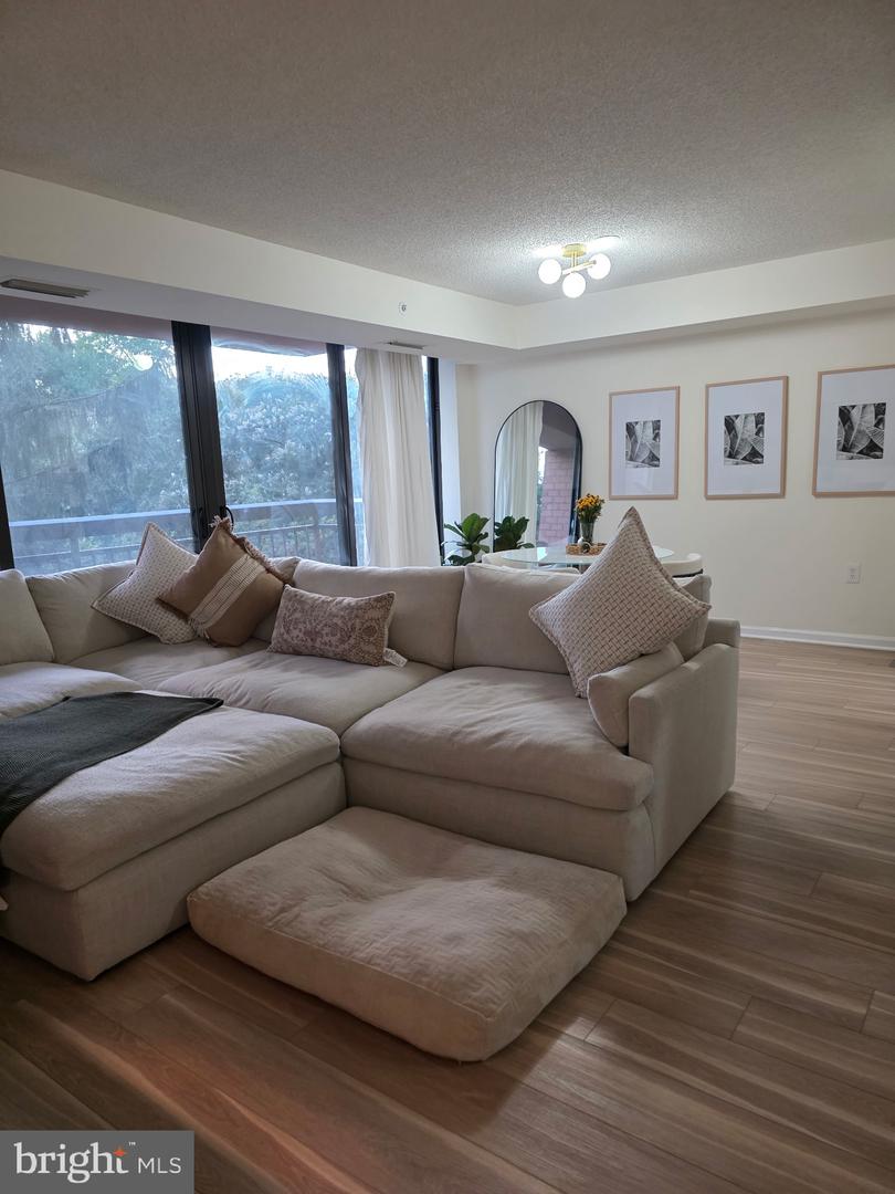 2230 GEORGE C MARSHALL DR #516, FALLS CHURCH, Virginia 22043, 2 Bedrooms Bedrooms, 1 Room Rooms,1 BathroomBathrooms,Residential,For sale,2230 GEORGE C MARSHALL DR #516,VAFX2263706 MLS # VAFX2263706 2230 GEORGE C MARSHALL DR #516, FALLS CHURCH, Virginia 22043, 2 Bedrooms Bedrooms, 1 Room Rooms,1 BathroomBathrooms,Residential,For sale,2230 GEORGE C MARSHALL DR #516,VAFX2263706 MLS # VAFX2263706