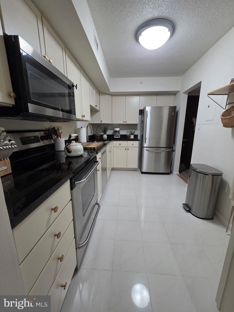 2230 GEORGE C MARSHALL DR #516, FALLS CHURCH, Virginia 22043, 2 Bedrooms Bedrooms, 1 Room Rooms,1 BathroomBathrooms,Residential,For sale,2230 GEORGE C MARSHALL DR #516,VAFX2263706 MLS # VAFX2263706 2230 GEORGE C MARSHALL DR #516, FALLS CHURCH, Virginia 22043, 2 Bedrooms Bedrooms, 1 Room Rooms,1 BathroomBathrooms,Residential,For sale,2230 GEORGE C MARSHALL DR #516,VAFX2263706 MLS # VAFX2263706