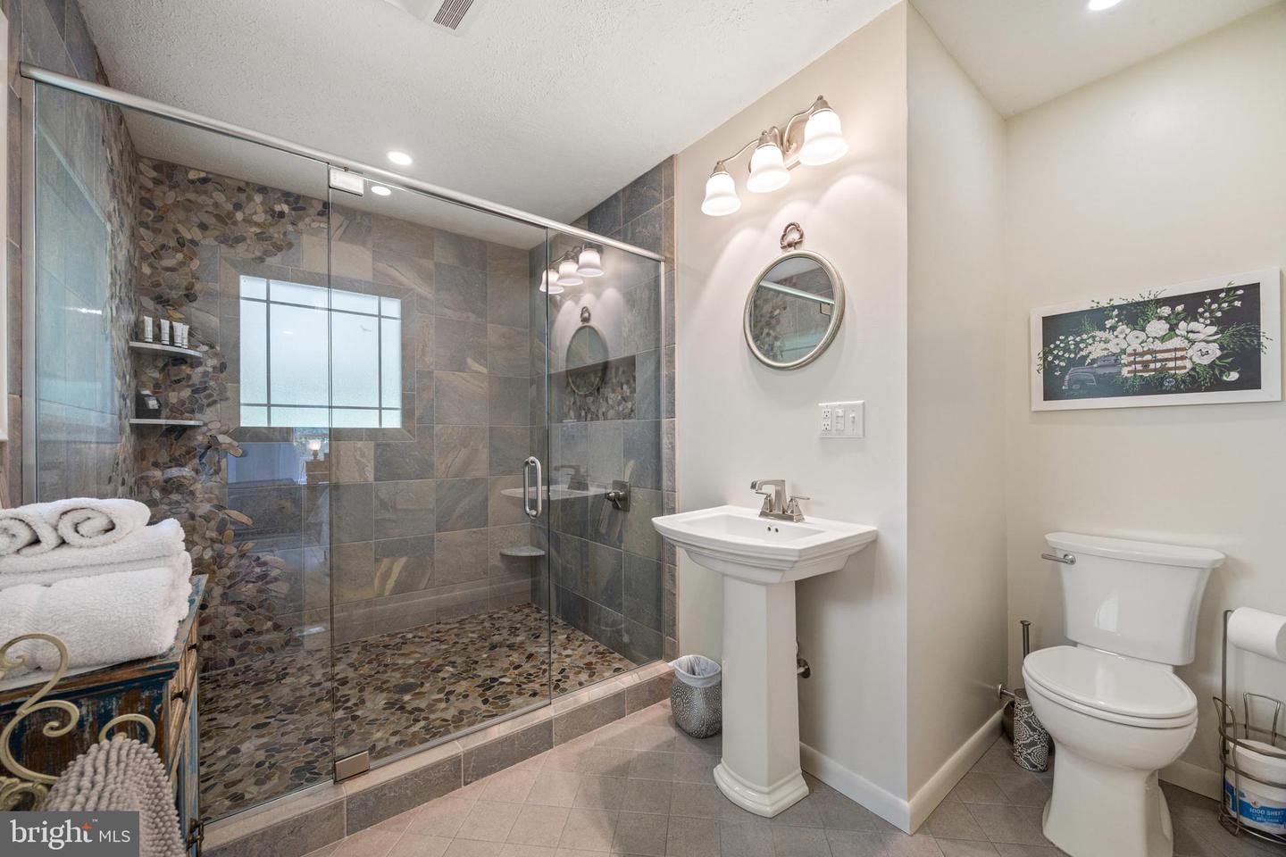 934 CLICKS LN, NEW MARKET, Virginia 22844, 1 Bedroom Bedrooms, ,1 BathroomBathrooms,Residential,For sale,934 CLICKS LN,VASH2012356 MLS # VASH2012356 934 CLICKS LN, NEW MARKET, Virginia 22844, 1 Bedroom Bedrooms, ,1 BathroomBathrooms,Residential,For sale,934 CLICKS LN,VASH2012356 MLS # VASH2012356