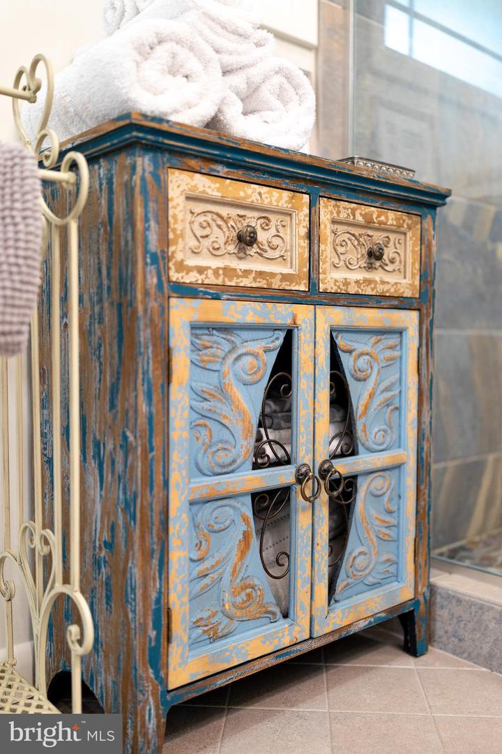 934 CLICKS LN, NEW MARKET, Virginia 22844, 1 Bedroom Bedrooms, ,1 BathroomBathrooms,Residential,For sale,934 CLICKS LN,VASH2012356 MLS # VASH2012356 934 CLICKS LN, NEW MARKET, Virginia 22844, 1 Bedroom Bedrooms, ,1 BathroomBathrooms,Residential,For sale,934 CLICKS LN,VASH2012356 MLS # VASH2012356