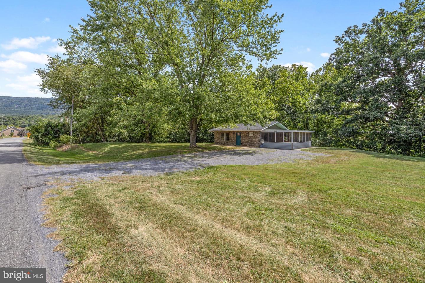 934 CLICKS LN, NEW MARKET, Virginia 22844, 1 Bedroom Bedrooms, ,1 BathroomBathrooms,Residential,For sale,934 CLICKS LN,VASH2012356 MLS # VASH2012356 934 CLICKS LN, NEW MARKET, Virginia 22844, 1 Bedroom Bedrooms, ,1 BathroomBathrooms,Residential,For sale,934 CLICKS LN,VASH2012356 MLS # VASH2012356