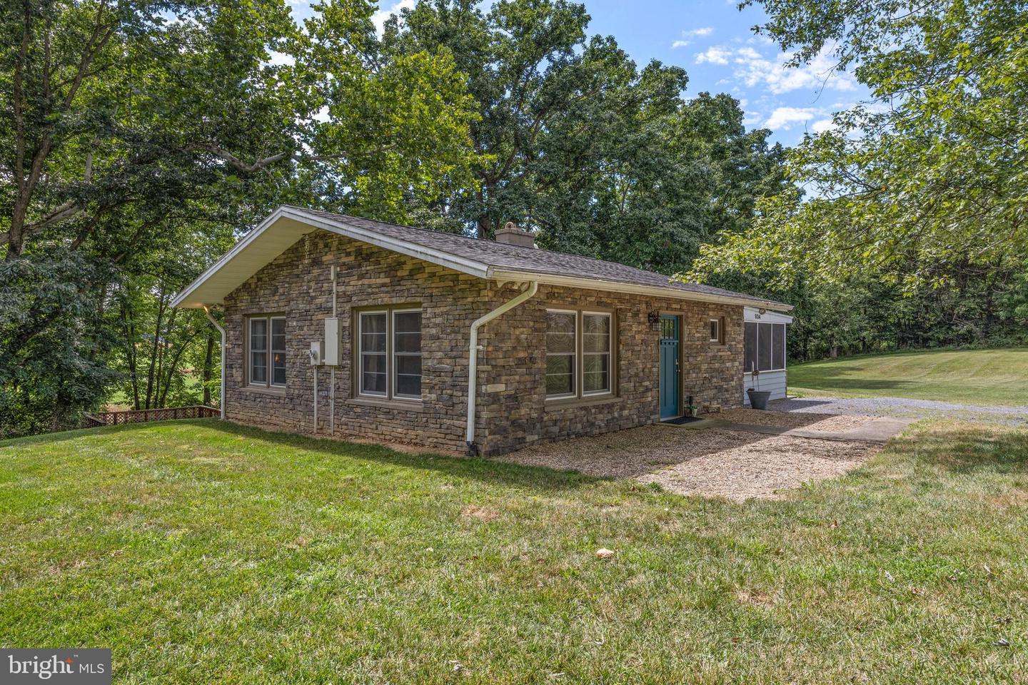 934 CLICKS LN, NEW MARKET, Virginia 22844, 1 Bedroom Bedrooms, ,1 BathroomBathrooms,Residential,For sale,934 CLICKS LN,VASH2012356 MLS # VASH2012356 934 CLICKS LN, NEW MARKET, Virginia 22844, 1 Bedroom Bedrooms, ,1 BathroomBathrooms,Residential,For sale,934 CLICKS LN,VASH2012356 MLS # VASH2012356