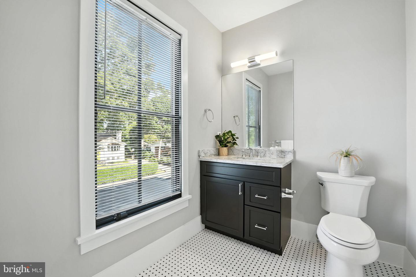 1623 DEMPSEY ST, MCLEAN, Virginia 22101, 7 Bedrooms Bedrooms, ,7 BathroomsBathrooms,Residential,For sale,1623 DEMPSEY ST,VAFX2263828 MLS # VAFX2263828