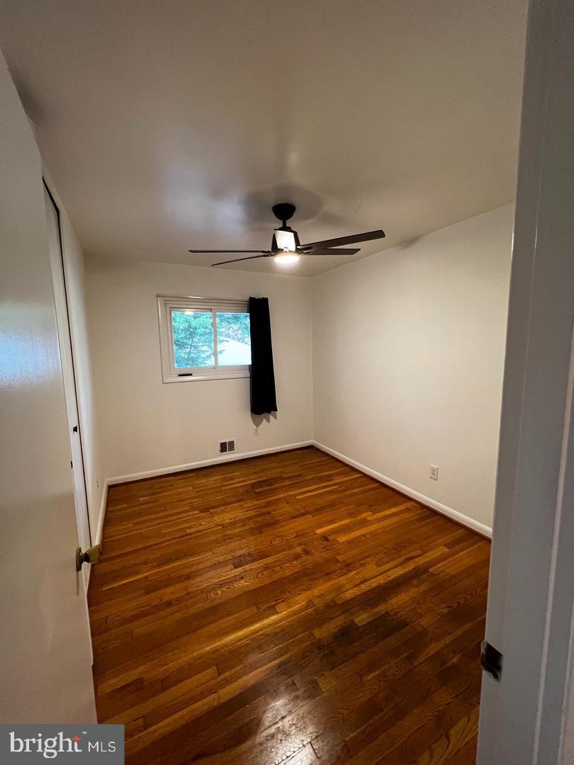 6523 KERNS RD, FALLS CHURCH, Virginia 22044, 4 Bedrooms Bedrooms, ,4 BathroomsBathrooms,Residential,For sale,6523 KERNS RD,VAFX2263872 MLS # VAFX2263872