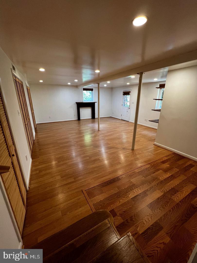 6523 KERNS RD, FALLS CHURCH, Virginia 22044, 4 Bedrooms Bedrooms, ,4 BathroomsBathrooms,Residential,For sale,6523 KERNS RD,VAFX2263872 MLS # VAFX2263872