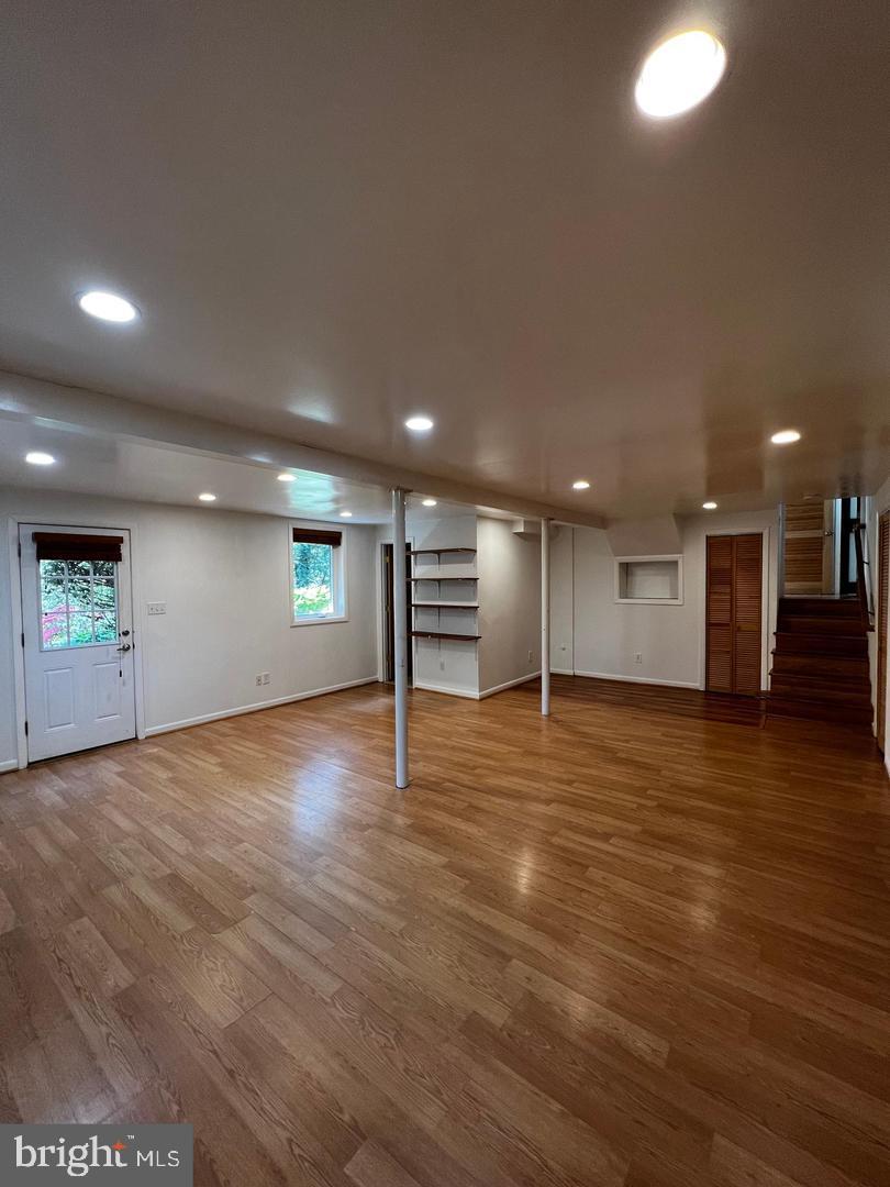 6523 KERNS RD, FALLS CHURCH, Virginia 22044, 4 Bedrooms Bedrooms, ,4 BathroomsBathrooms,Residential,For sale,6523 KERNS RD,VAFX2263872 MLS # VAFX2263872