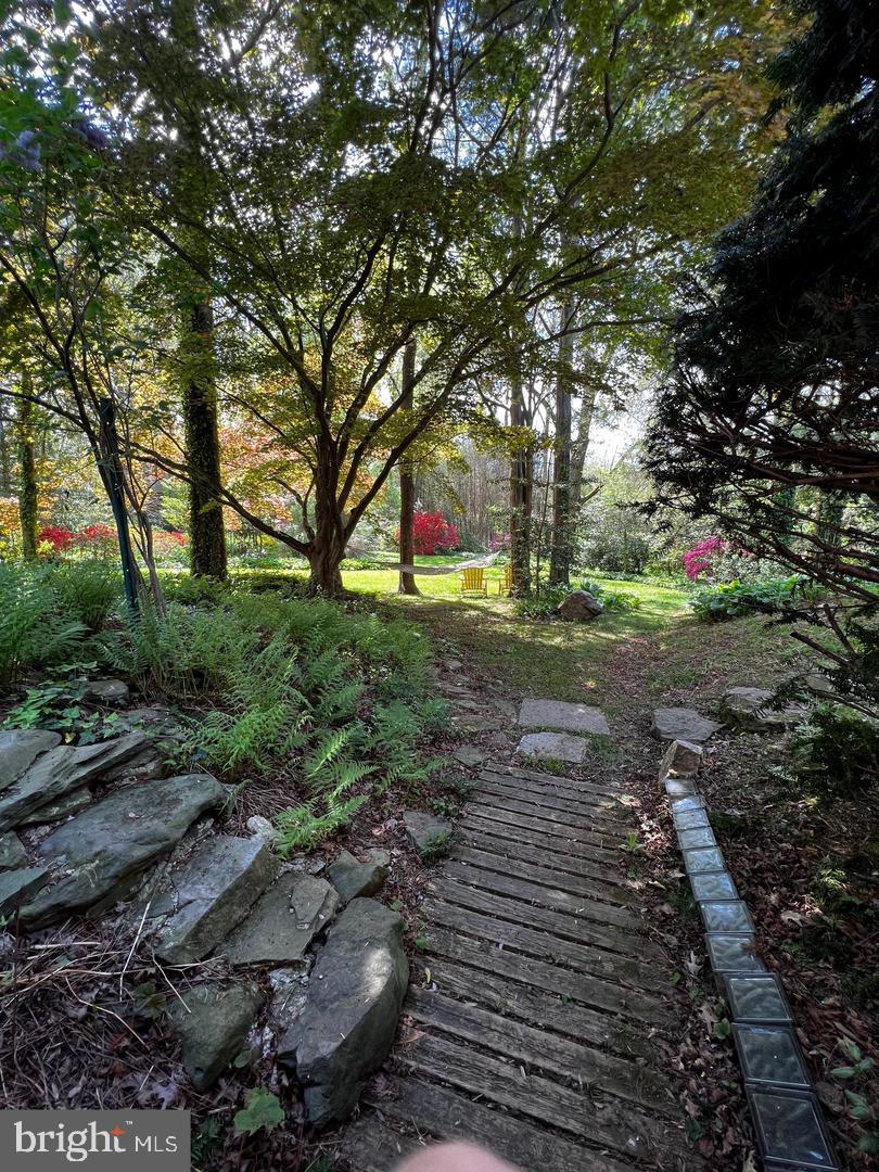 6523 KERNS RD, FALLS CHURCH, Virginia 22044, 4 Bedrooms Bedrooms, ,4 BathroomsBathrooms,Residential,For sale,6523 KERNS RD,VAFX2263872 MLS # VAFX2263872