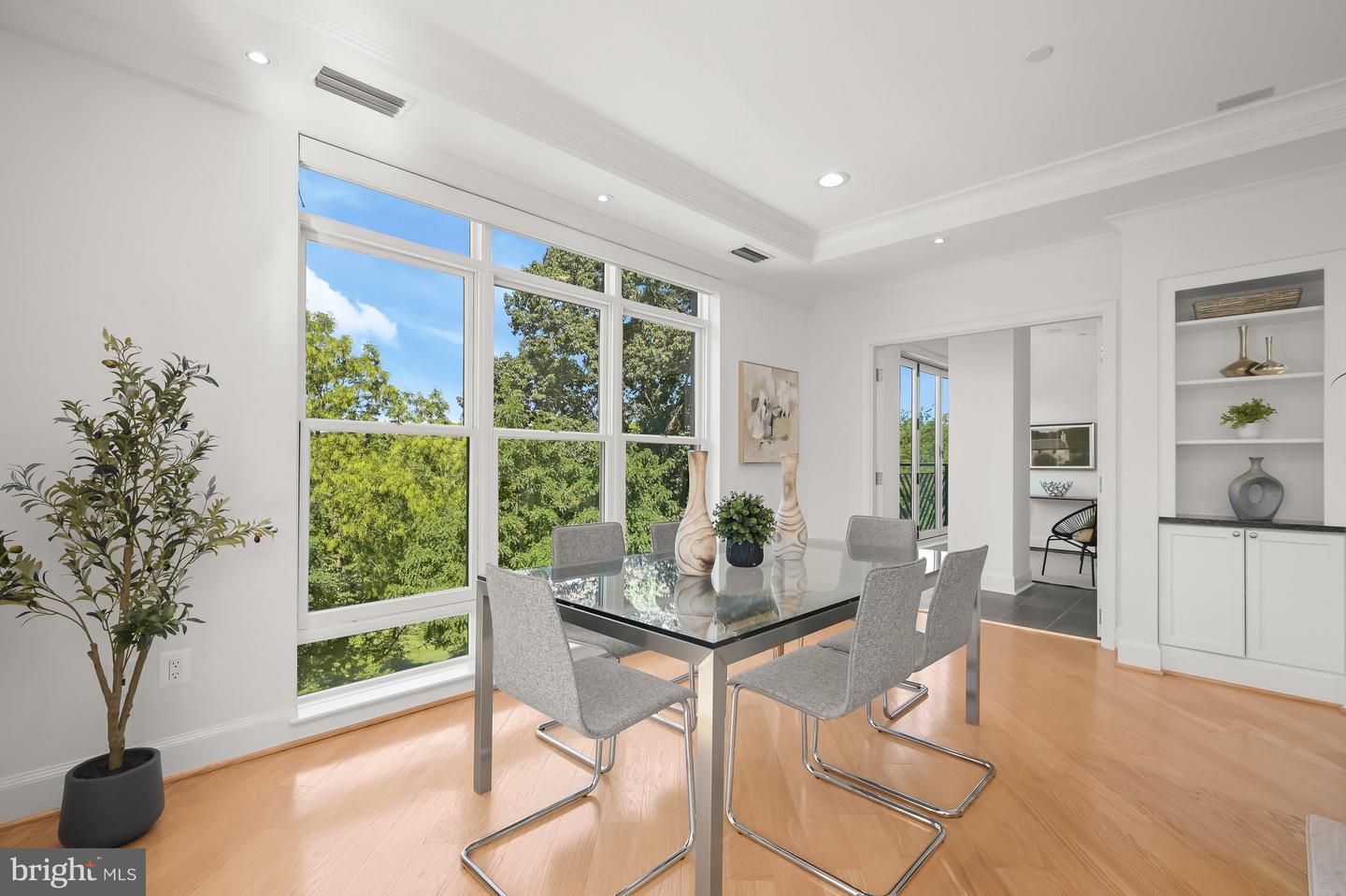 1414 22ND ST NW #41, WASHINGTON, District Of Columbia 20037, 2 Bedrooms Bedrooms, ,2 BathroomsBathrooms,Residential,For sale,1414 22ND ST NW #41,DCDC2217538 MLS # DCDC2217538