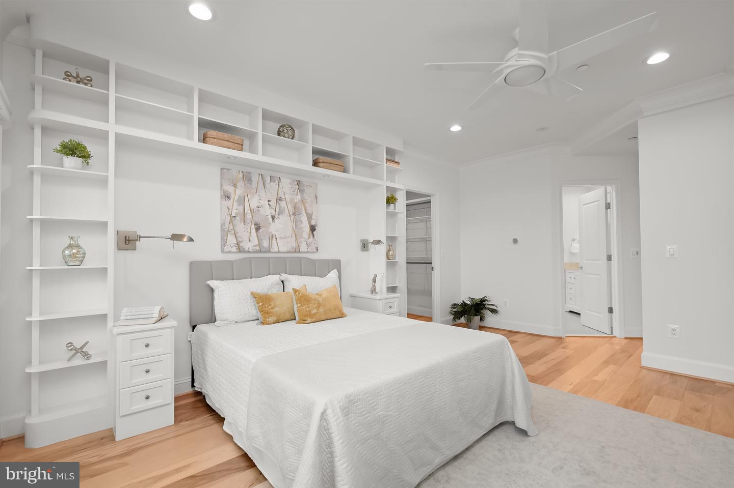 1414 22ND ST NW #41, WASHINGTON, District Of Columbia 20037, 2 Bedrooms Bedrooms, ,2 BathroomsBathrooms,Residential,For sale,1414 22ND ST NW #41,DCDC2217538 MLS # DCDC2217538