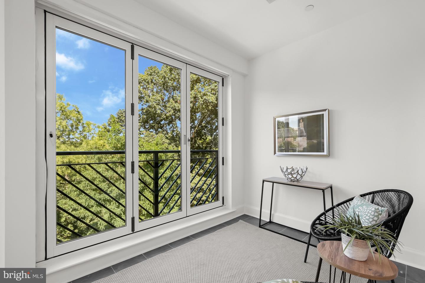 1414 22ND ST NW #41, WASHINGTON, District Of Columbia 20037, 2 Bedrooms Bedrooms, ,2 BathroomsBathrooms,Residential,For sale,1414 22ND ST NW #41,DCDC2217538 MLS # DCDC2217538
