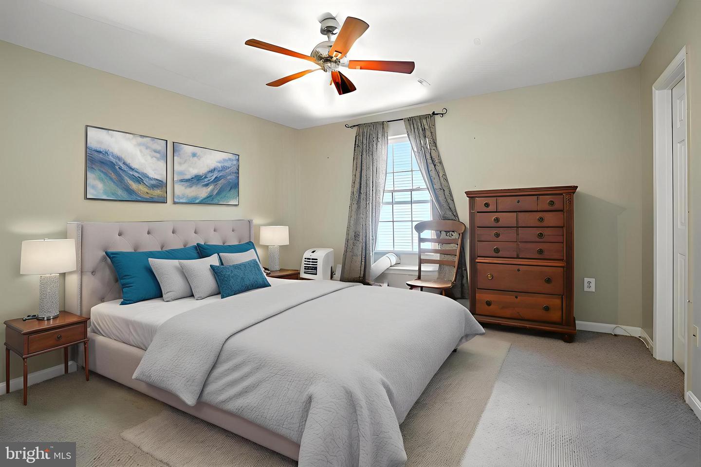 17173 MAGIC MOUNTAIN DR, ROUND HILL, Virginia 20141, 3 Bedrooms Bedrooms, ,1 BathroomBathrooms,Residential,For sale,17173 MAGIC MOUNTAIN DR,VALO2105784 MLS # VALO2105784