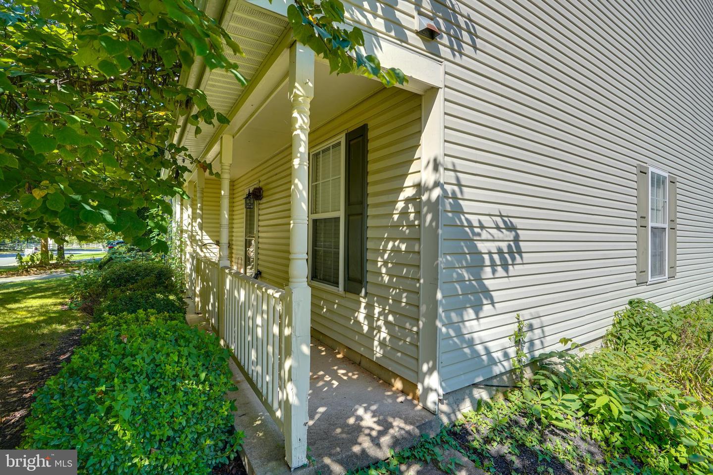 17173 MAGIC MOUNTAIN DR, ROUND HILL, Virginia 20141, 3 Bedrooms Bedrooms, ,1 BathroomBathrooms,Residential,For sale,17173 MAGIC MOUNTAIN DR,VALO2105784 MLS # VALO2105784