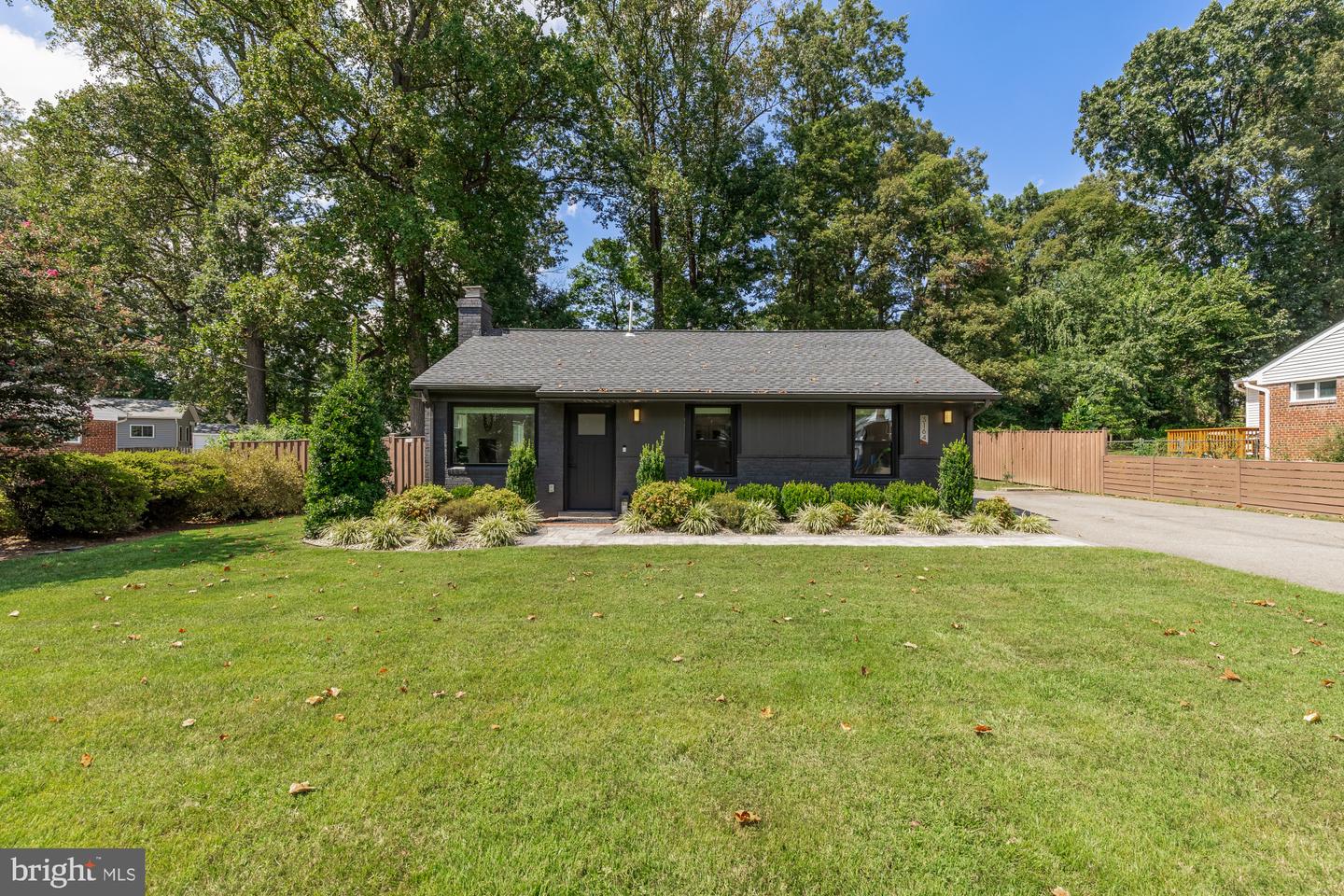 3164 NORFOLK LN, FALLS CHURCH, Virginia 22042, 3 Bedrooms Bedrooms, ,2 BathroomsBathrooms,Residential,For sale,3164 NORFOLK LN,VAFX2264376 MLS # VAFX2264376