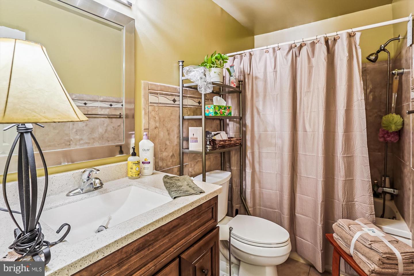 3162 APPLE RD NE #18, WASHINGTON, District Of Columbia 20018, 2 Bedrooms Bedrooms, ,1 BathroomBathrooms,Residential,For sale,3162 APPLE RD NE #18,DCDC2217964 MLS # DCDC2217964