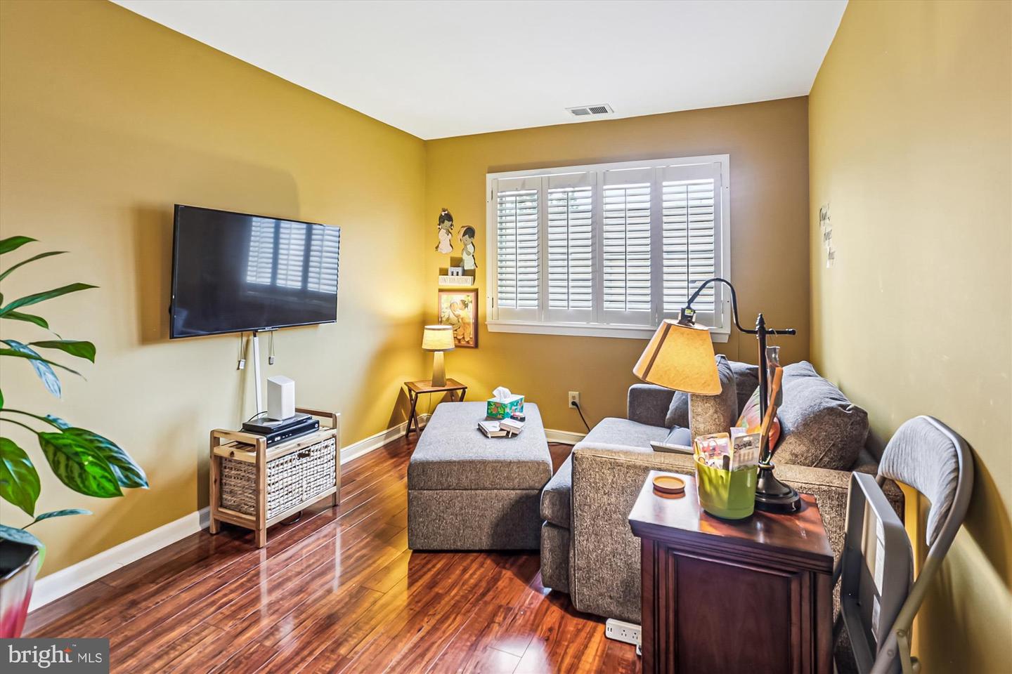 3162 APPLE RD NE #18, WASHINGTON, District Of Columbia 20018, 2 Bedrooms Bedrooms, ,1 BathroomBathrooms,Residential,For sale,3162 APPLE RD NE #18,DCDC2217964 MLS # DCDC2217964