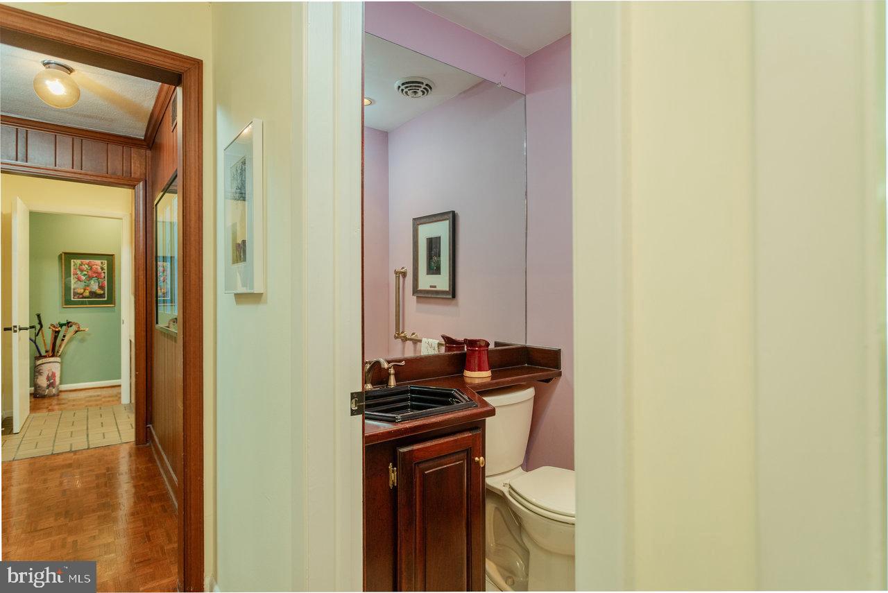 700 NEW YORK AVE, HARRISONBURG, Virginia 22801, 3 Bedrooms Bedrooms, ,2 BathroomsBathrooms,Residential,For sale,700 NEW YORK AVE,VAHC2000486 MLS # VAHC2000486