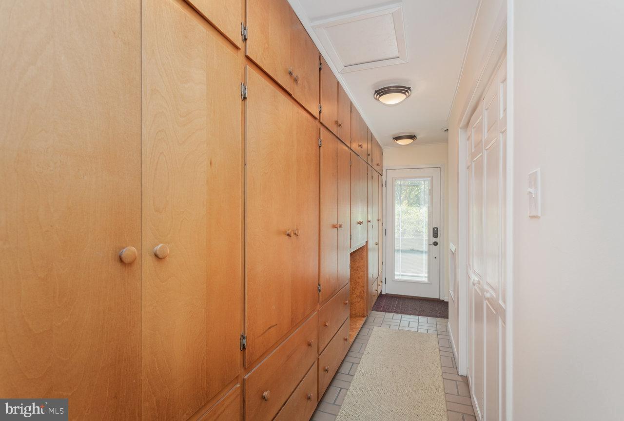 700 NEW YORK AVE, HARRISONBURG, Virginia 22801, 3 Bedrooms Bedrooms, ,2 BathroomsBathrooms,Residential,For sale,700 NEW YORK AVE,VAHC2000486 MLS # VAHC2000486