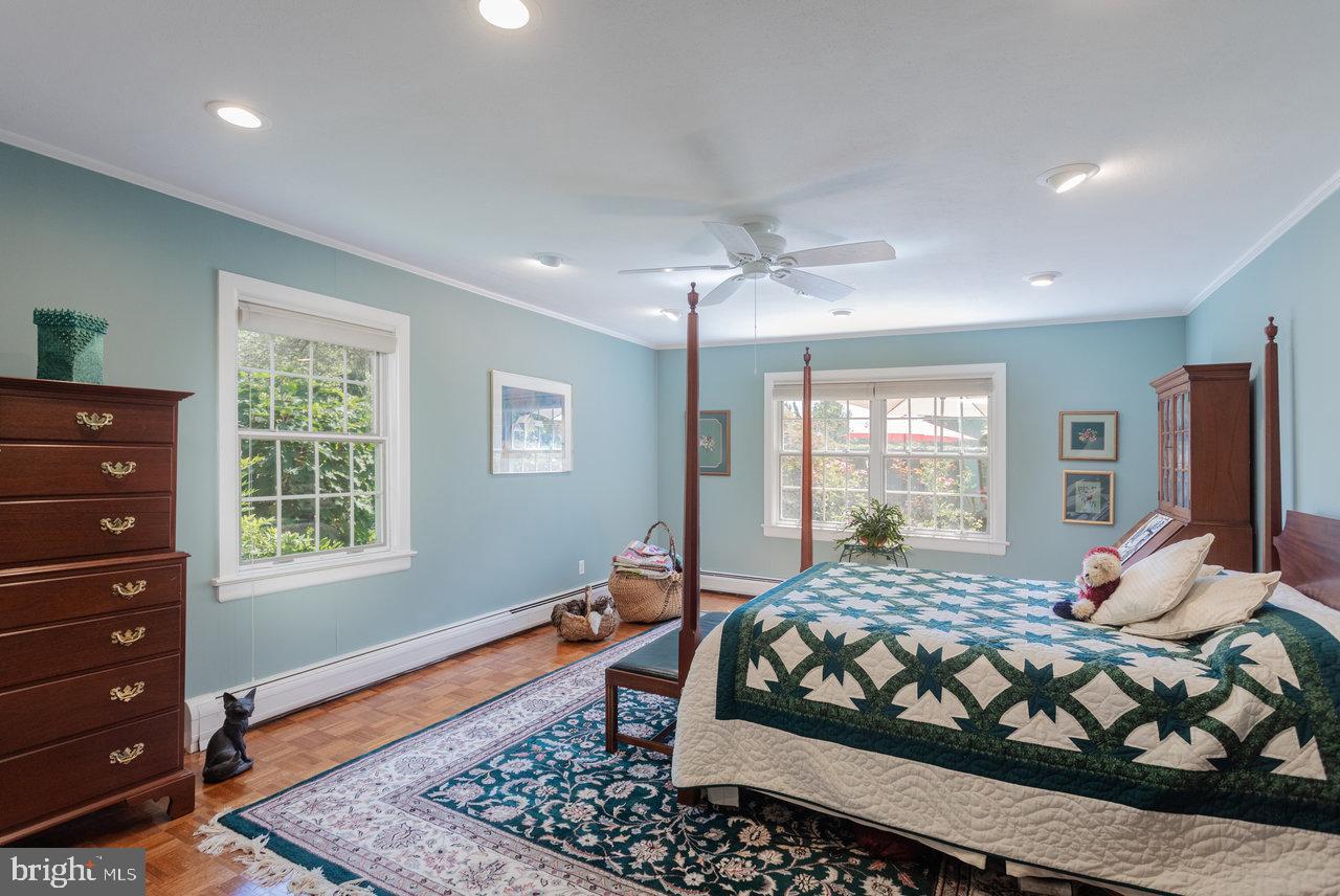 700 NEW YORK AVE, HARRISONBURG, Virginia 22801, 3 Bedrooms Bedrooms, ,2 BathroomsBathrooms,Residential,For sale,700 NEW YORK AVE,VAHC2000486 MLS # VAHC2000486