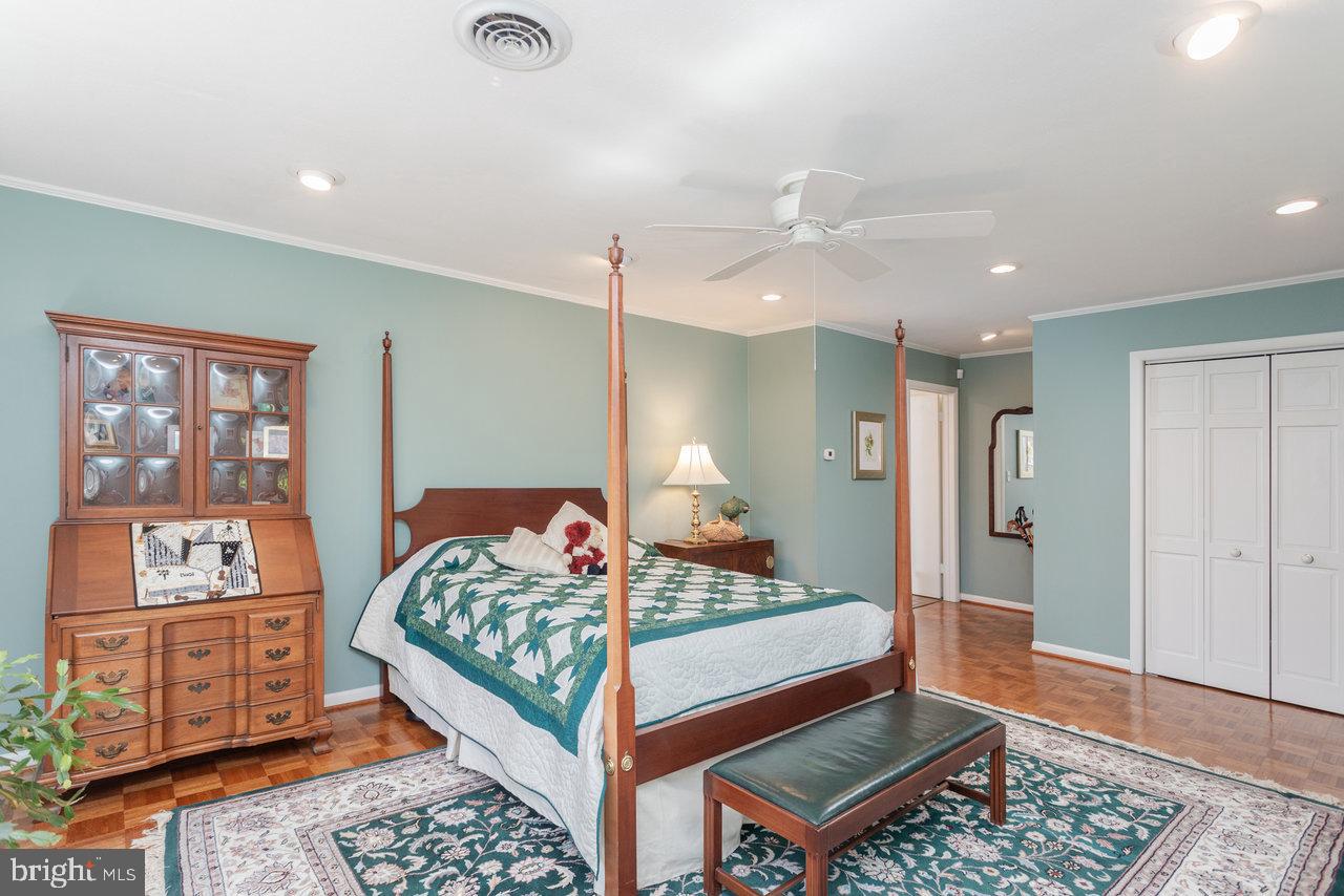 700 NEW YORK AVE, HARRISONBURG, Virginia 22801, 3 Bedrooms Bedrooms, ,2 BathroomsBathrooms,Residential,For sale,700 NEW YORK AVE,VAHC2000486 MLS # VAHC2000486