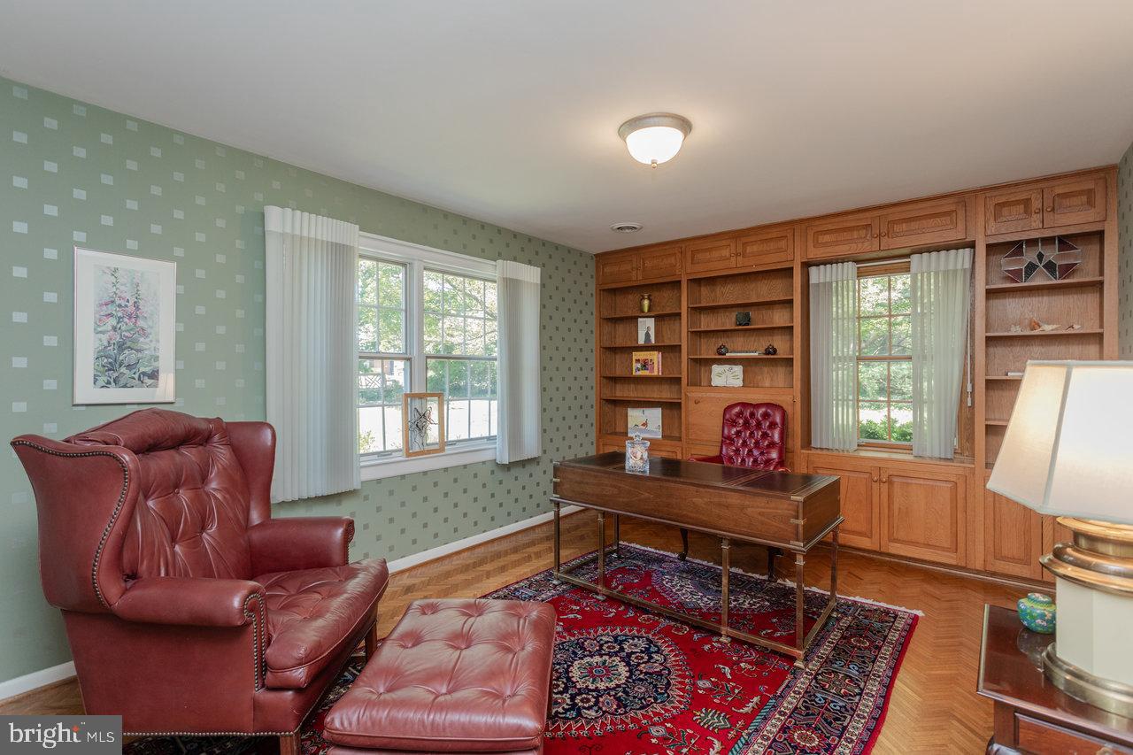 700 NEW YORK AVE, HARRISONBURG, Virginia 22801, 3 Bedrooms Bedrooms, ,2 BathroomsBathrooms,Residential,For sale,700 NEW YORK AVE,VAHC2000486 MLS # VAHC2000486