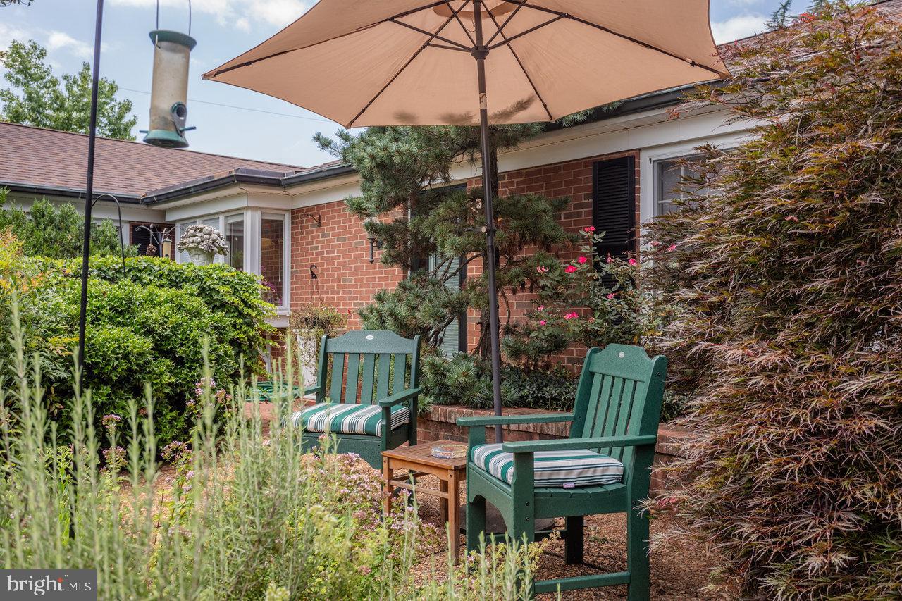700 NEW YORK AVE, HARRISONBURG, Virginia 22801, 3 Bedrooms Bedrooms, ,2 BathroomsBathrooms,Residential,For sale,700 NEW YORK AVE,VAHC2000486 MLS # VAHC2000486