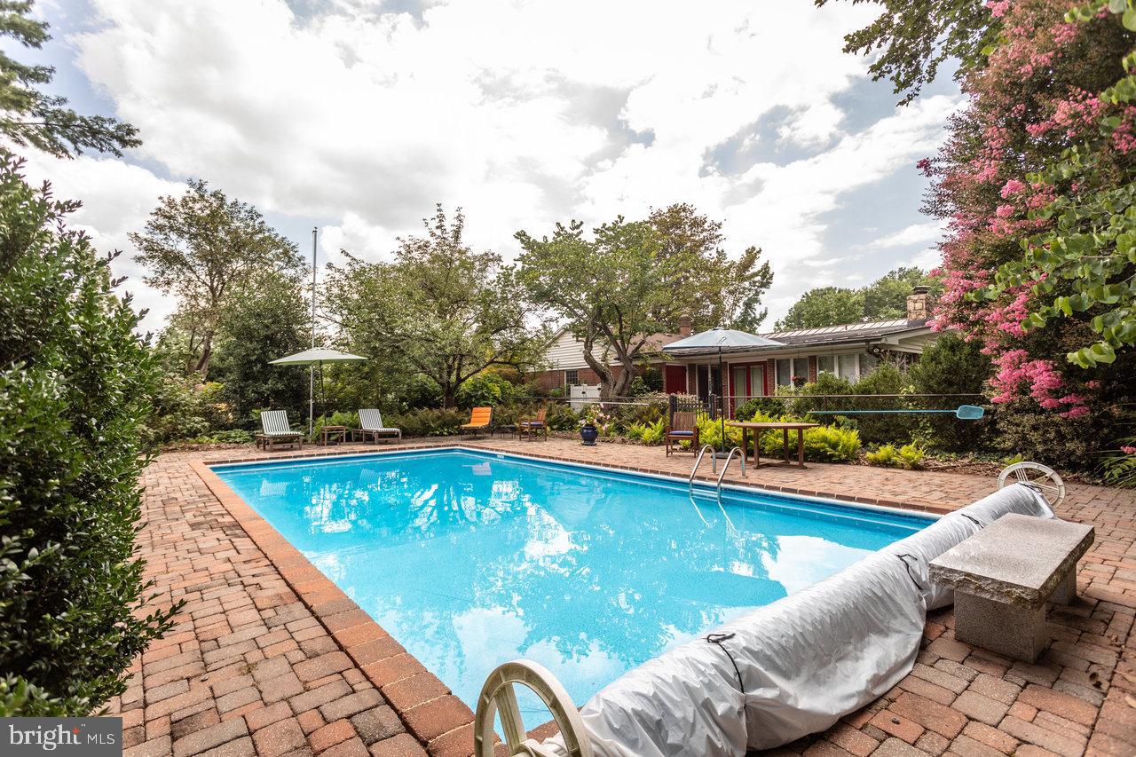 700 NEW YORK AVE, HARRISONBURG, Virginia 22801, 3 Bedrooms Bedrooms, ,2 BathroomsBathrooms,Residential,For sale,700 NEW YORK AVE,VAHC2000486 MLS # VAHC2000486