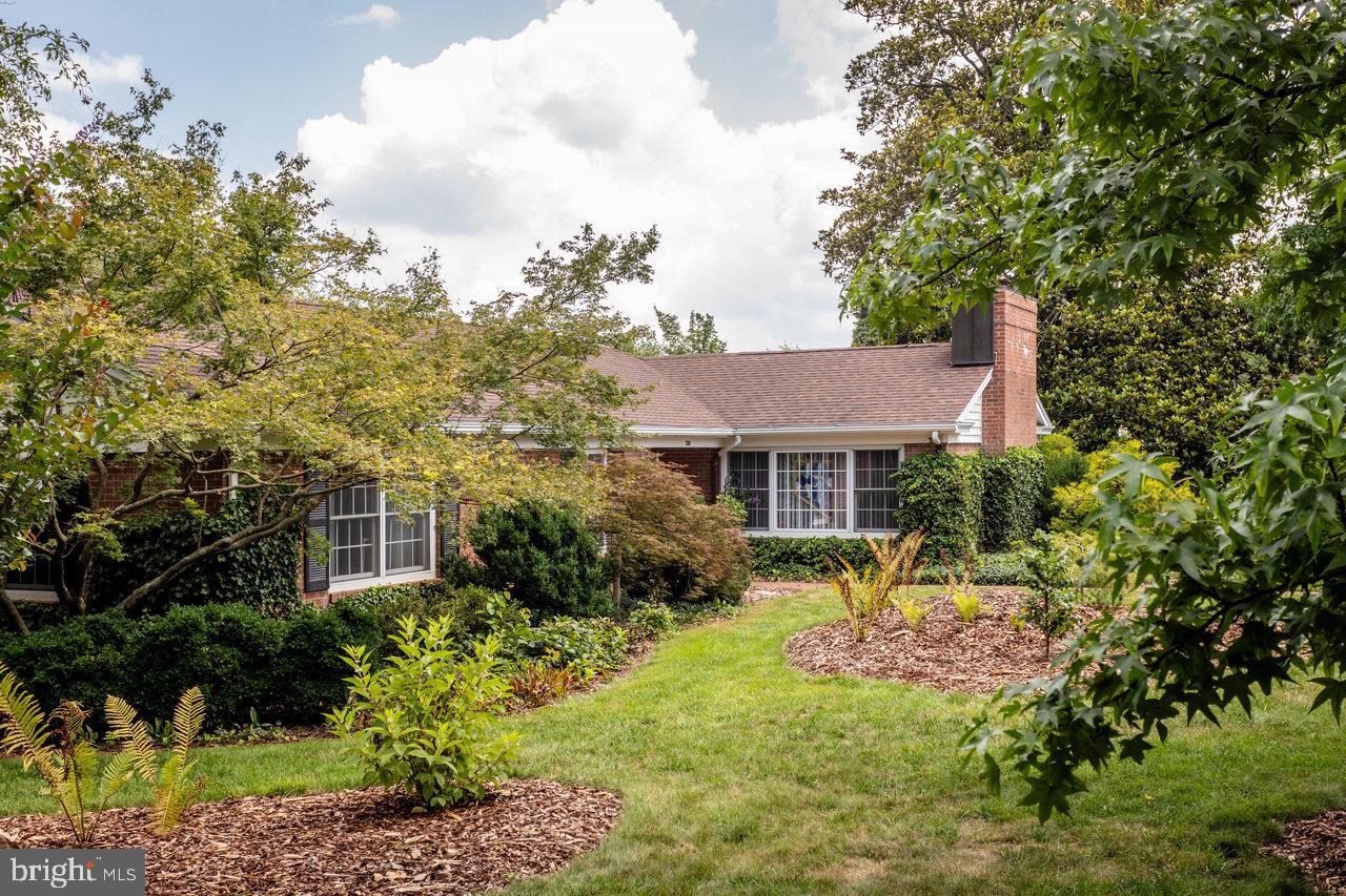 700 NEW YORK AVE, HARRISONBURG, Virginia 22801, 3 Bedrooms Bedrooms, ,2 BathroomsBathrooms,Residential,For sale,700 NEW YORK AVE,VAHC2000486 MLS # VAHC2000486