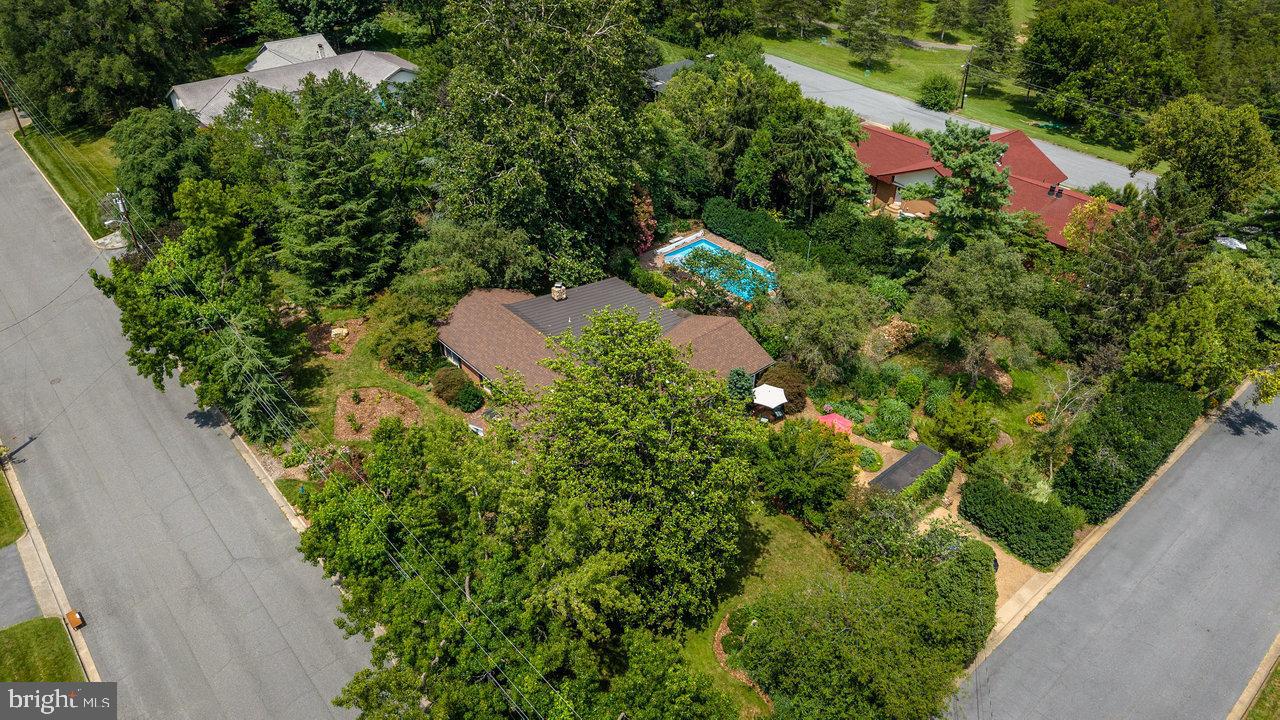700 NEW YORK AVE, HARRISONBURG, Virginia 22801, 3 Bedrooms Bedrooms, ,2 BathroomsBathrooms,Residential,For sale,700 NEW YORK AVE,VAHC2000486 MLS # VAHC2000486