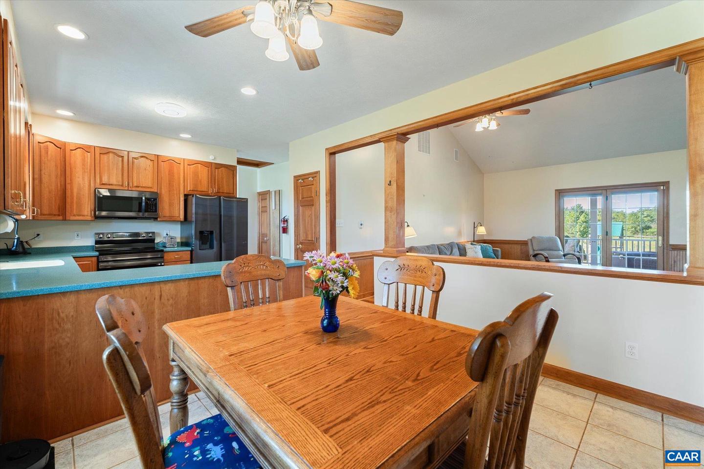 27233 HORSESHOE RD, CULPEPER, Virginia 22701, 4 Bedrooms Bedrooms, ,3 BathroomsBathrooms,Residential,For sale,27233 HORSESHOE RD,668488 MLS # 668488