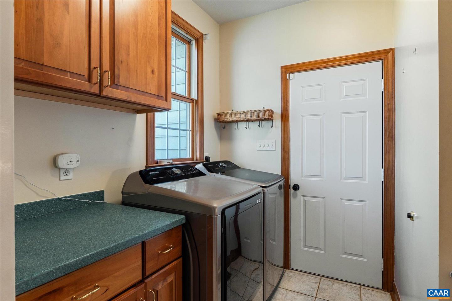 27233 HORSESHOE RD, CULPEPER, Virginia 22701, 4 Bedrooms Bedrooms, ,3 BathroomsBathrooms,Residential,For sale,27233 HORSESHOE RD,668488 MLS # 668488