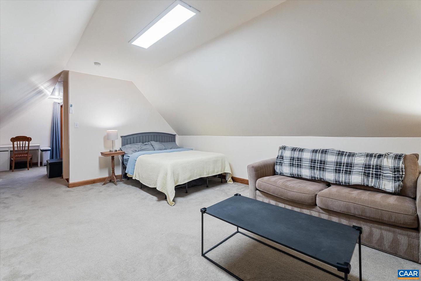 27233 HORSESHOE RD, CULPEPER, Virginia 22701, 4 Bedrooms Bedrooms, ,3 BathroomsBathrooms,Residential,For sale,27233 HORSESHOE RD,668488 MLS # 668488