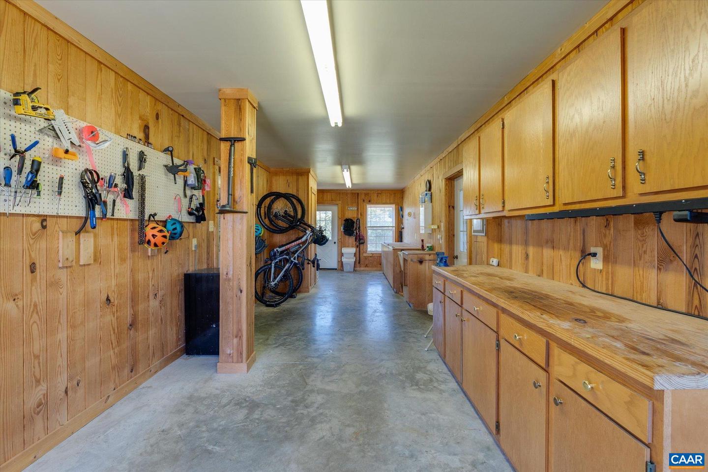 27233 HORSESHOE RD, CULPEPER, Virginia 22701, 4 Bedrooms Bedrooms, ,3 BathroomsBathrooms,Residential,For sale,27233 HORSESHOE RD,668488 MLS # 668488
