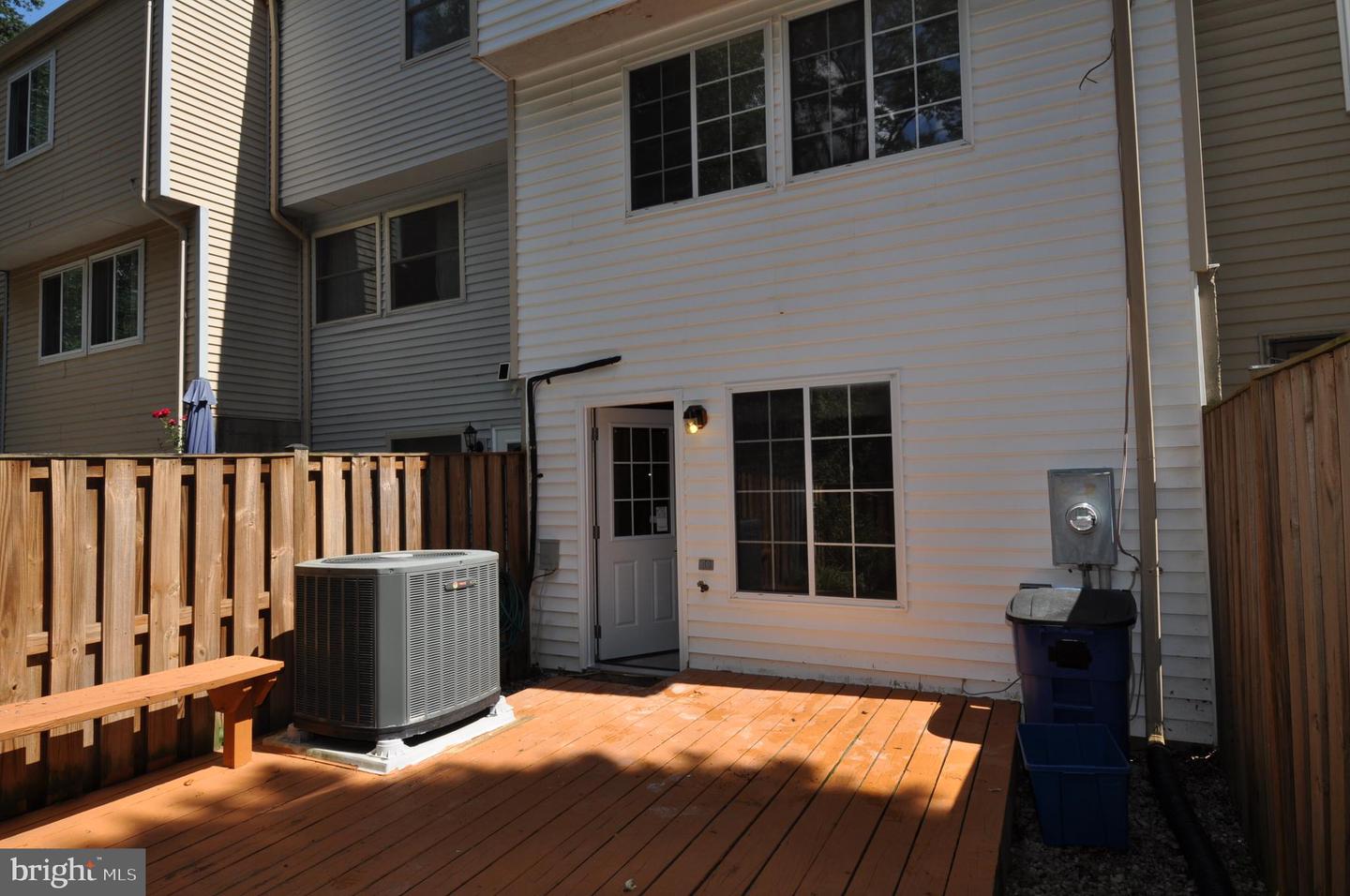 8722 PINNACLE ROCK CT, LORTON, Virginia 22079, 2 Bedrooms Bedrooms, 8 Rooms Rooms,1 BathroomBathrooms,Residential,For sale,8722 PINNACLE ROCK CT,VAFX2264662 MLS # VAFX2264662
