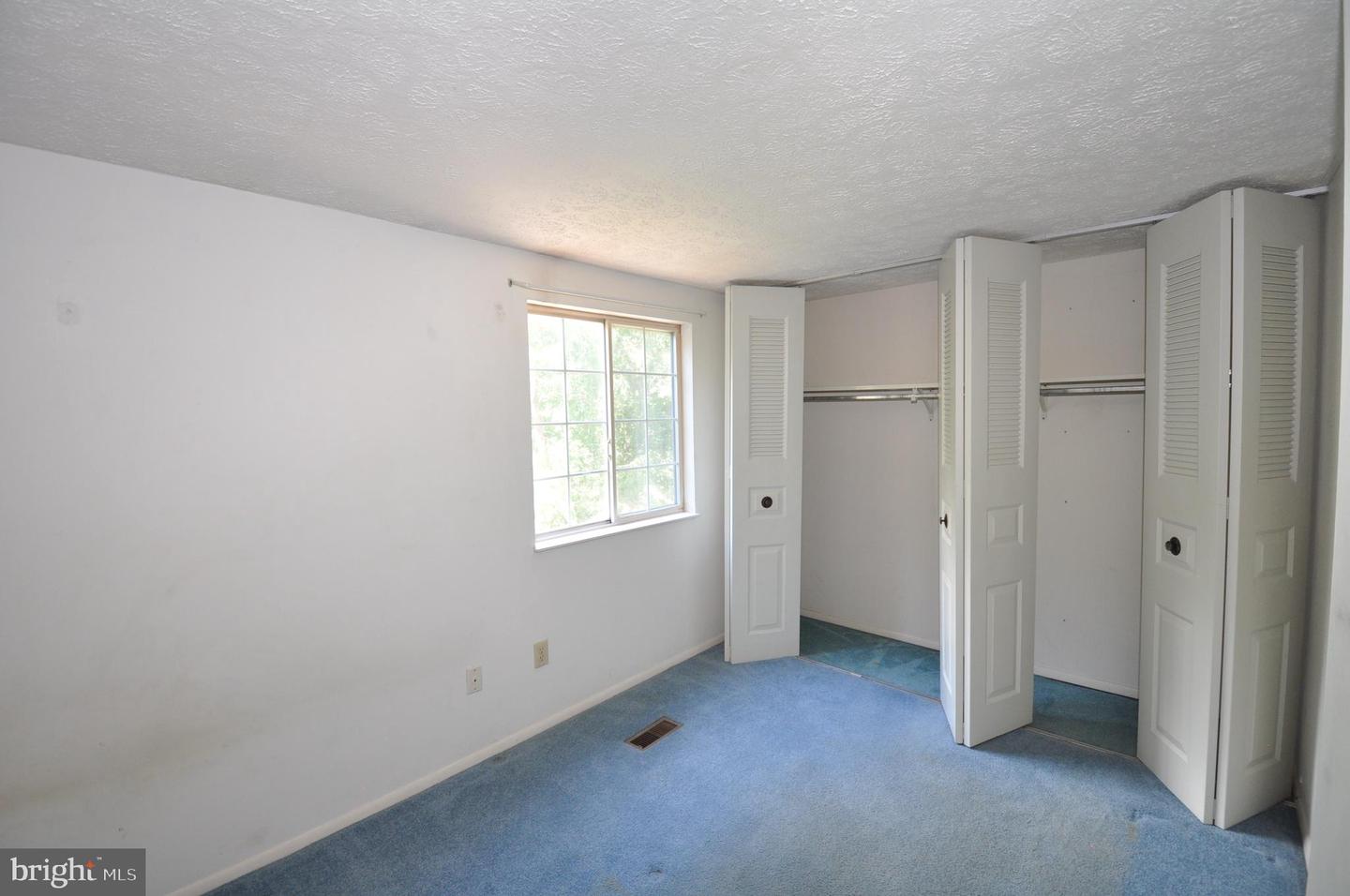 8722 PINNACLE ROCK CT, LORTON, Virginia 22079, 2 Bedrooms Bedrooms, 8 Rooms Rooms,1 BathroomBathrooms,Residential,For sale,8722 PINNACLE ROCK CT,VAFX2264662 MLS # VAFX2264662