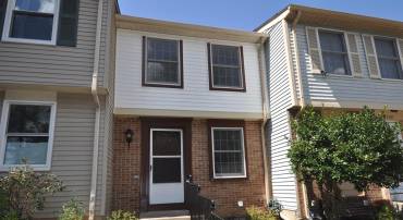 8722 PINNACLE ROCK CT, LORTON, Virginia 22079, 2 Bedrooms Bedrooms, 8 Rooms Rooms,1 BathroomBathrooms,Residential,For sale,8722 PINNACLE ROCK CT,VAFX2264662 MLS # VAFX2264662