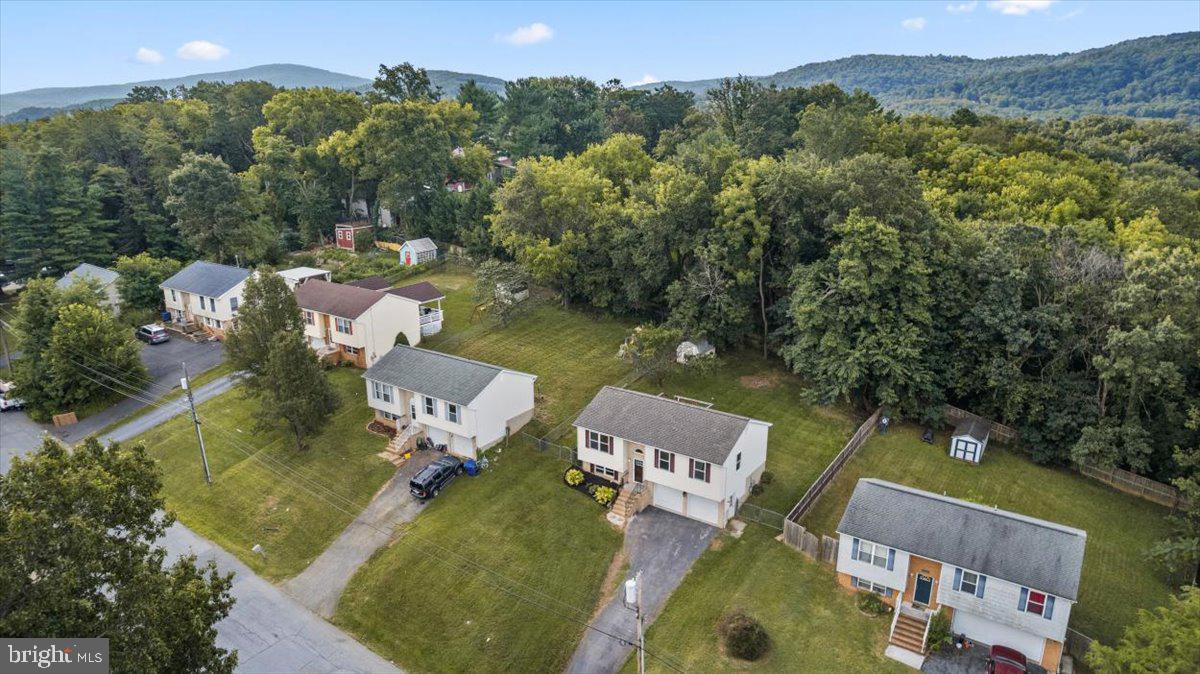334 BROWN AVE, FRONT ROYAL, Virginia 22630, 3 Bedrooms Bedrooms, ,2 BathroomsBathrooms,Residential,For sale,334 BROWN AVE,VAWR2012130 MLS # VAWR2012130
