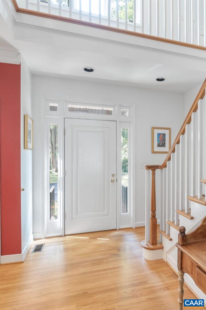 186 E TERRELL RD, CHARLOTTESVILLE, Virginia 22901, 6 Bedrooms Bedrooms, ,5 BathroomsBathrooms,Residential,For sale,186 E TERRELL RD,668401 MLS # 668401