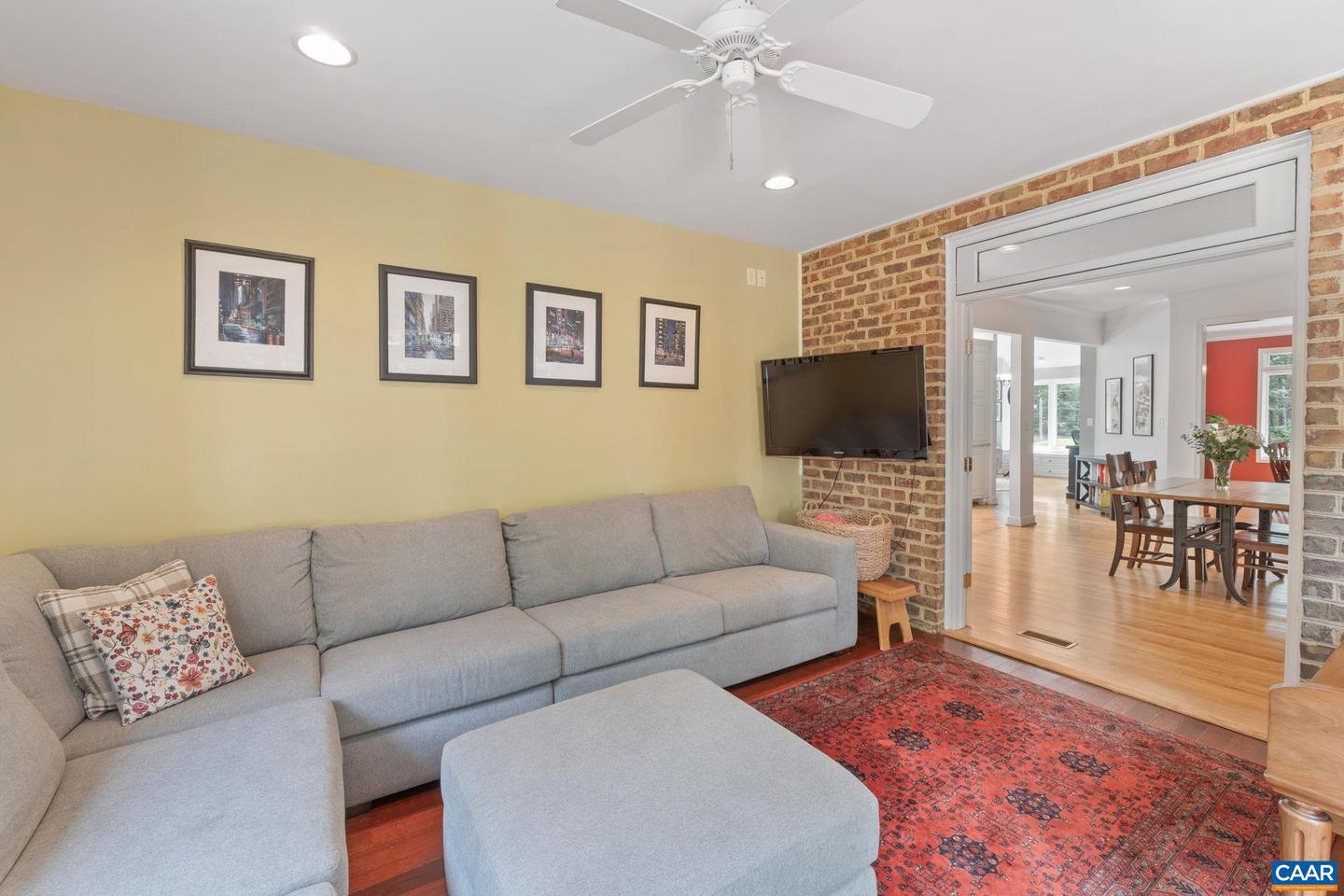 186 E TERRELL RD, CHARLOTTESVILLE, Virginia 22901, 6 Bedrooms Bedrooms, ,5 BathroomsBathrooms,Residential,For sale,186 E TERRELL RD,668401 MLS # 668401