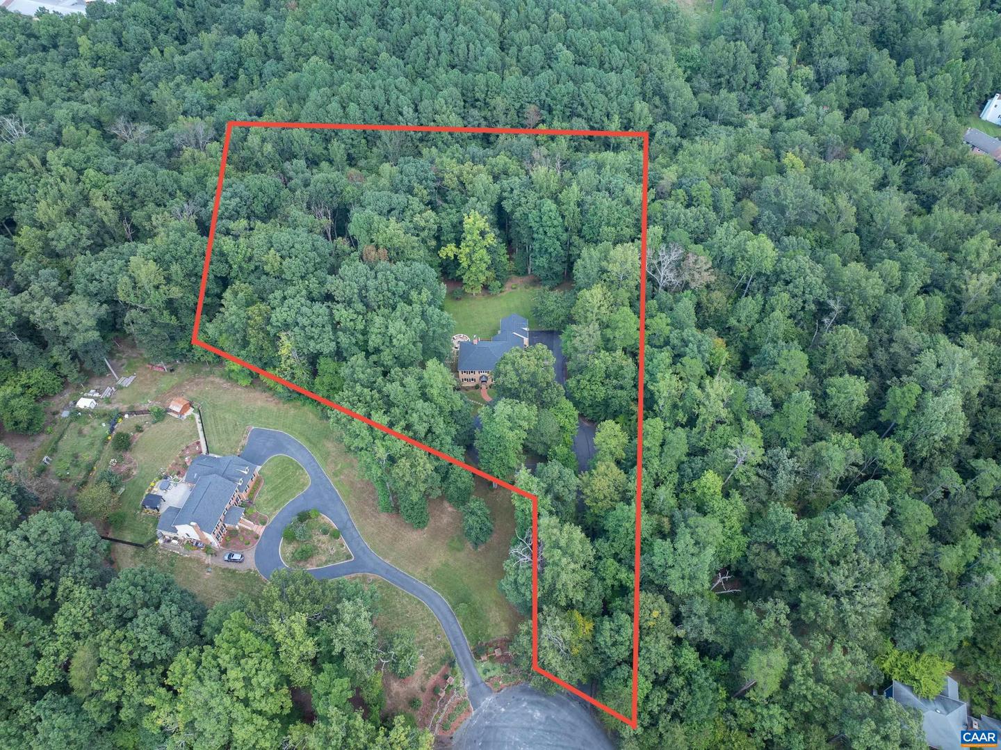 186 E TERRELL RD, CHARLOTTESVILLE, Virginia 22901, 6 Bedrooms Bedrooms, ,5 BathroomsBathrooms,Residential,For sale,186 E TERRELL RD,668401 MLS # 668401