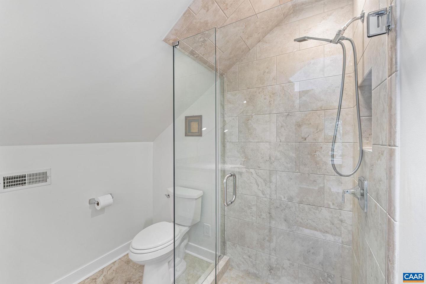 186 E TERRELL RD, CHARLOTTESVILLE, Virginia 22901, 6 Bedrooms Bedrooms, ,5 BathroomsBathrooms,Residential,For sale,186 E TERRELL RD,668401 MLS # 668401