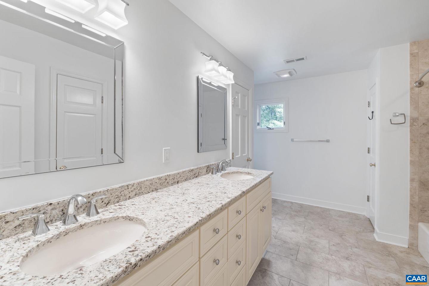 186 E TERRELL RD, CHARLOTTESVILLE, Virginia 22901, 6 Bedrooms Bedrooms, ,5 BathroomsBathrooms,Residential,For sale,186 E TERRELL RD,668401 MLS # 668401