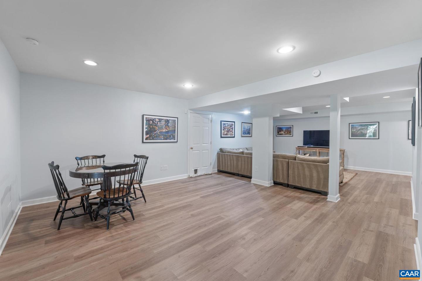 186 E TERRELL RD, CHARLOTTESVILLE, Virginia 22901, 6 Bedrooms Bedrooms, ,5 BathroomsBathrooms,Residential,For sale,186 E TERRELL RD,668401 MLS # 668401