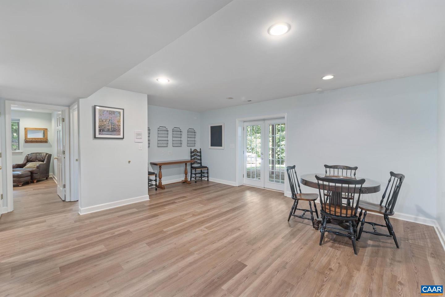 186 E TERRELL RD, CHARLOTTESVILLE, Virginia 22901, 6 Bedrooms Bedrooms, ,5 BathroomsBathrooms,Residential,For sale,186 E TERRELL RD,668401 MLS # 668401