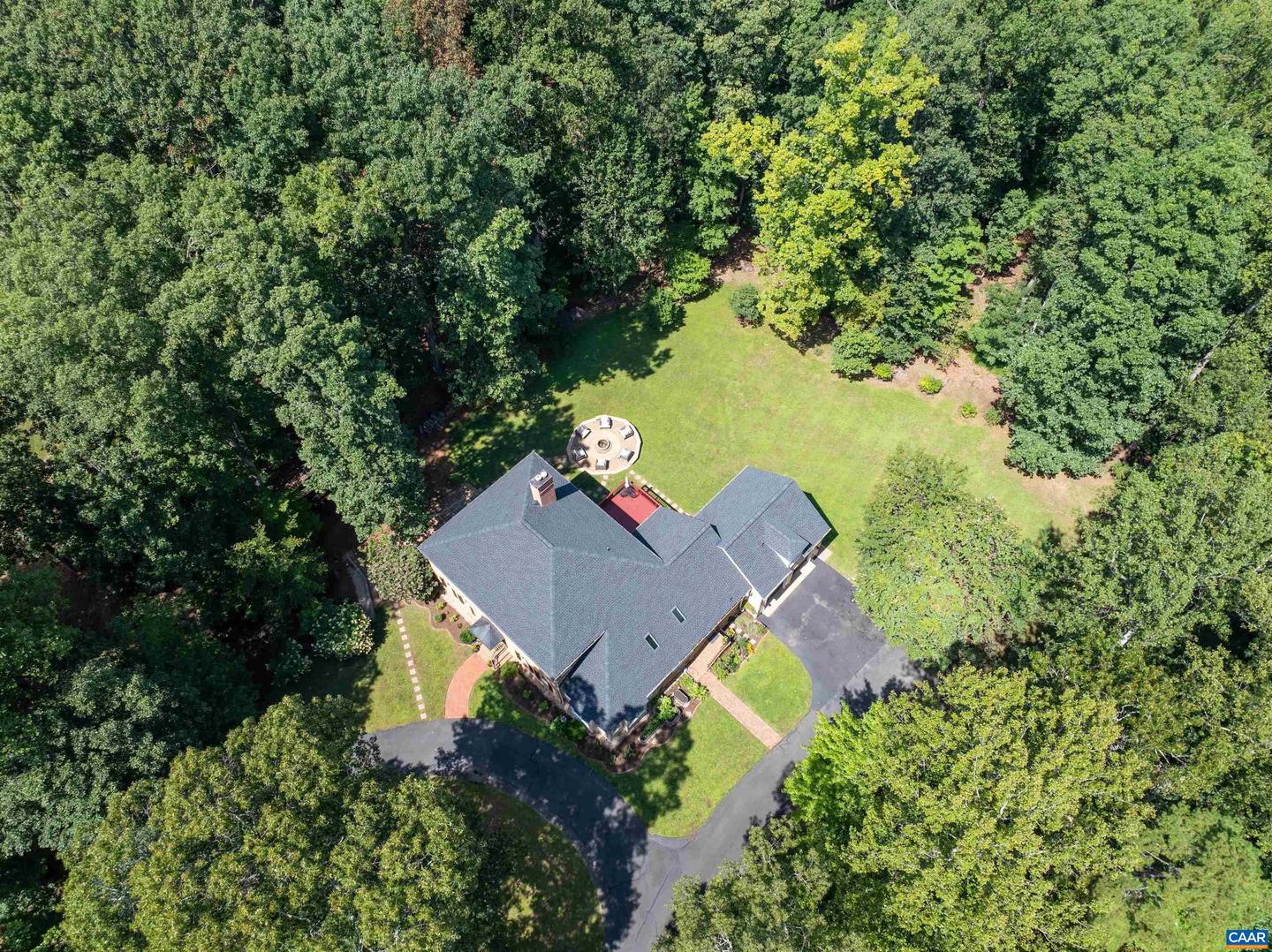 186 E TERRELL RD, CHARLOTTESVILLE, Virginia 22901, 6 Bedrooms Bedrooms, ,5 BathroomsBathrooms,Residential,For sale,186 E TERRELL RD,668401 MLS # 668401