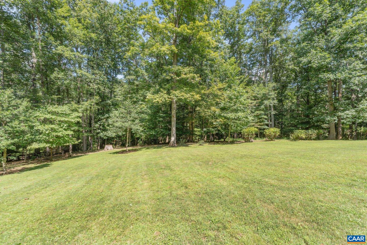 186 E TERRELL RD, CHARLOTTESVILLE, Virginia 22901, 6 Bedrooms Bedrooms, ,5 BathroomsBathrooms,Residential,For sale,186 E TERRELL RD,668401 MLS # 668401