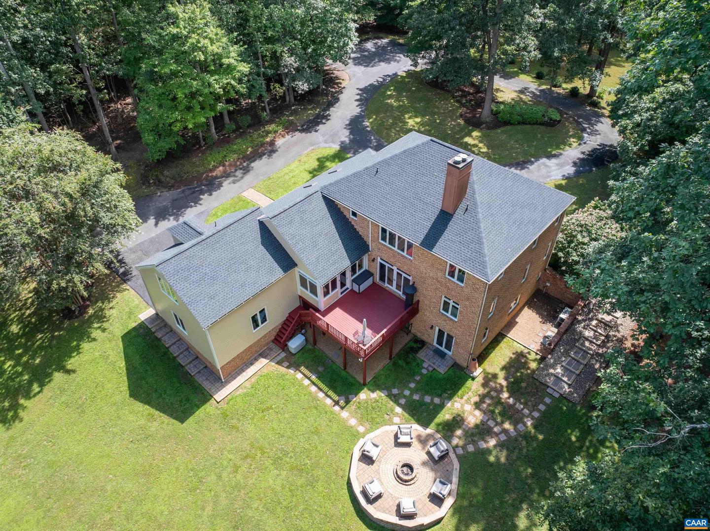 186 E TERRELL RD, CHARLOTTESVILLE, Virginia 22901, 6 Bedrooms Bedrooms, ,5 BathroomsBathrooms,Residential,For sale,186 E TERRELL RD,668401 MLS # 668401