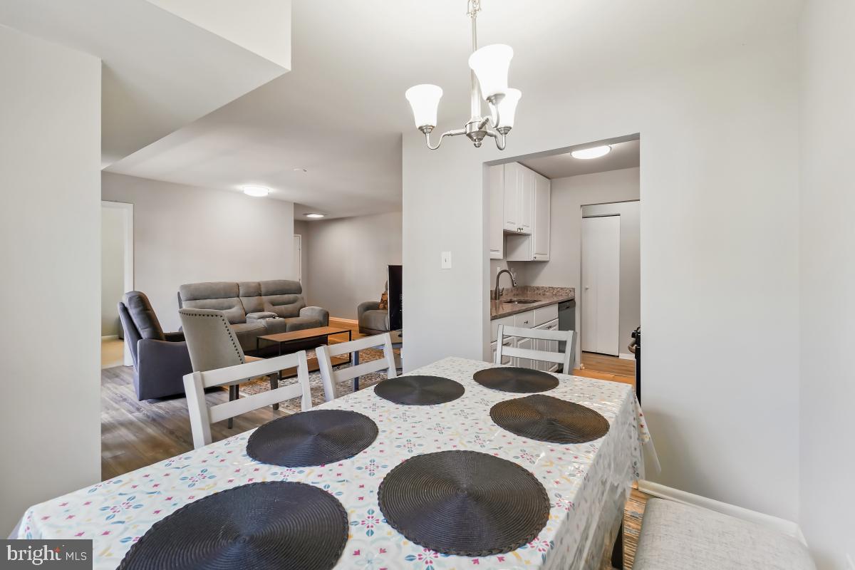 7096 SPRING GARDEN DR #104, SPRINGFIELD, Virginia 22150, 2 Bedrooms Bedrooms, ,1 BathroomBathrooms,Residential,For sale,7096 SPRING GARDEN DR #104,VAFX2264732 MLS # VAFX2264732