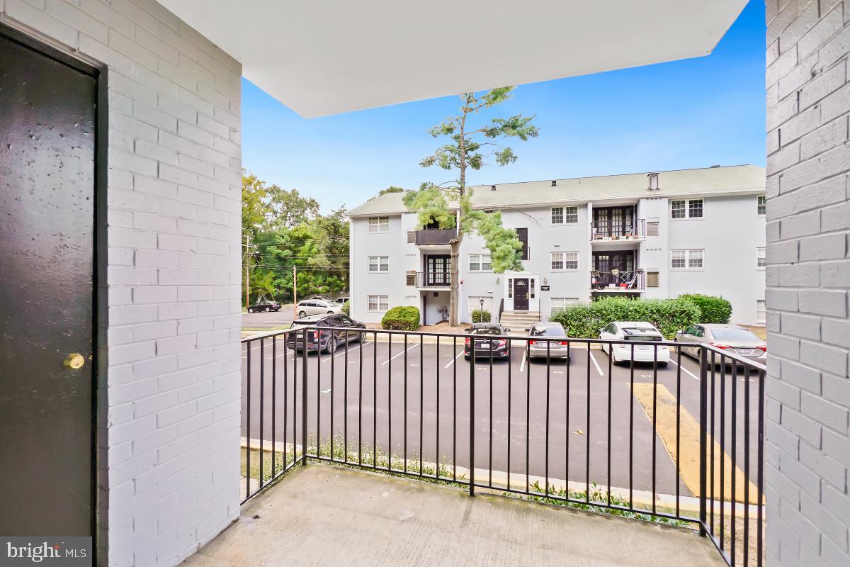7096 SPRING GARDEN DR #104, SPRINGFIELD, Virginia 22150, 2 Bedrooms Bedrooms, ,1 BathroomBathrooms,Residential,For sale,7096 SPRING GARDEN DR #104,VAFX2264732 MLS # VAFX2264732