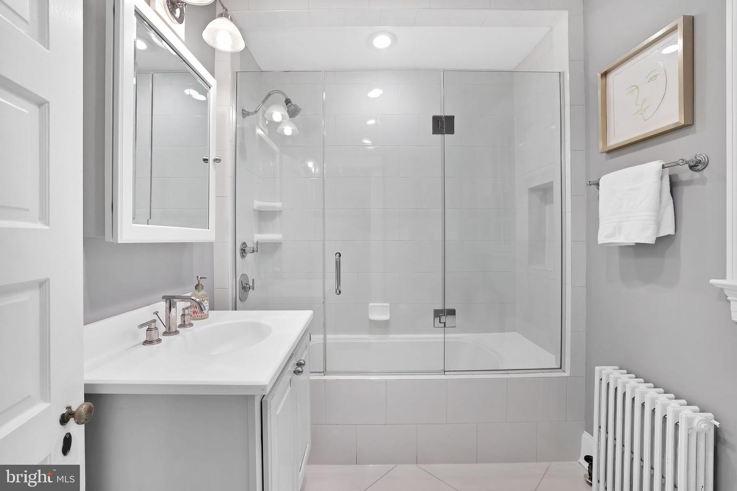 3113 44TH ST NW, WASHINGTON, District Of Columbia 20016, 5 Bedrooms Bedrooms, ,3 BathroomsBathrooms,Residential,For sale,3113 44TH ST NW,DCDC2220218 MLS # DCDC2220218